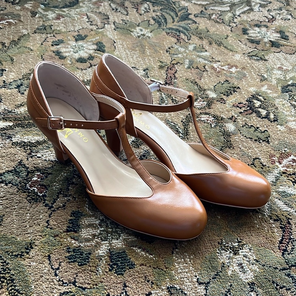 Women's golden brown T-Strap Heels with ankle strap